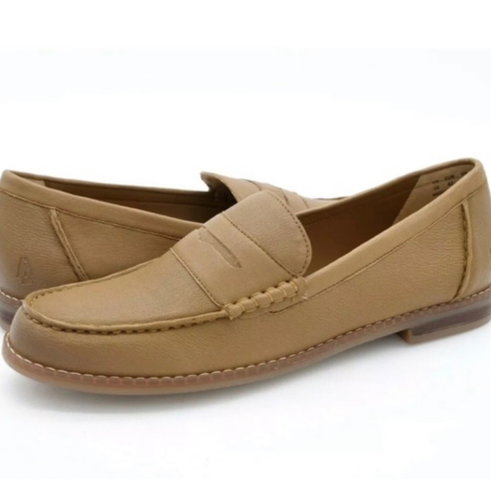 Donated- Hush puppy wren loafer - new